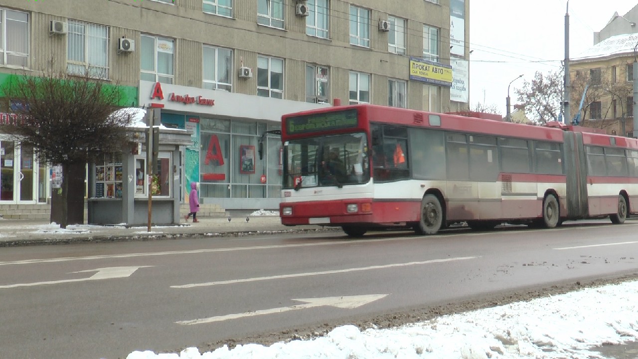 На 47 тролейбусів та 10 автобусів збільшиться парк КП 