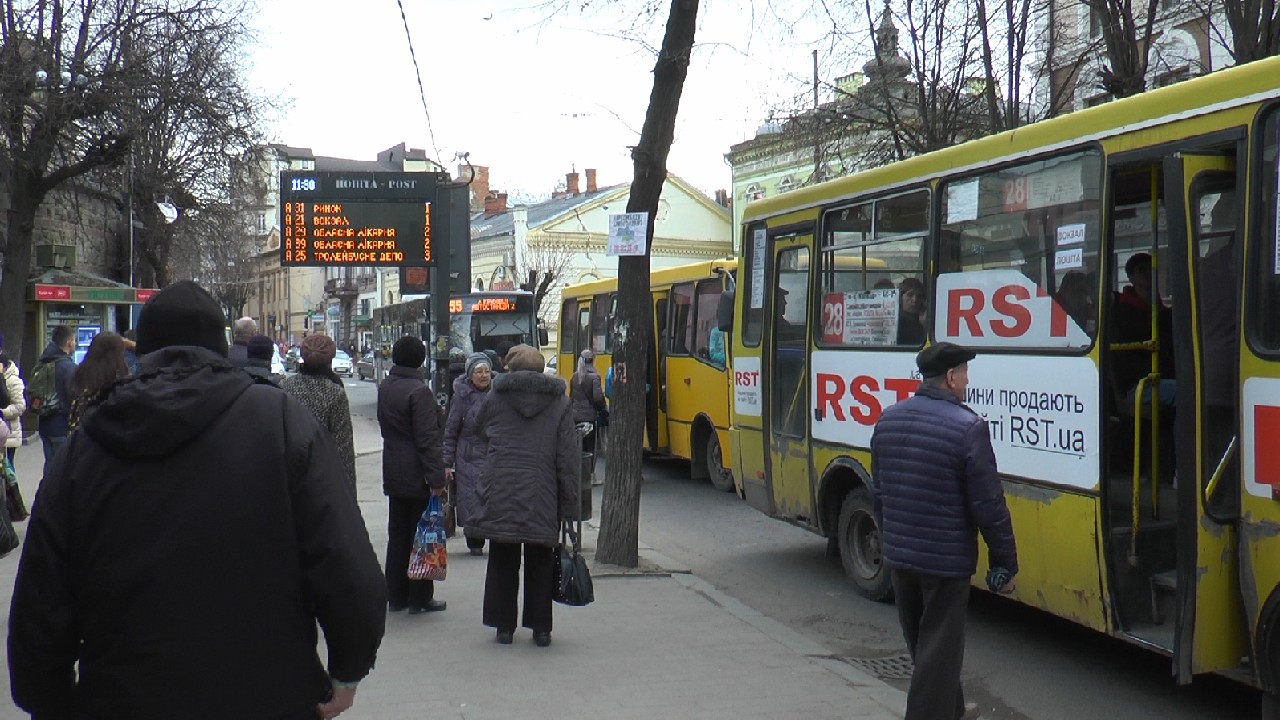 П’ять чи шість? В Івано-Франківську обговорили підвищення вартості проїзду в громадському транспорті 