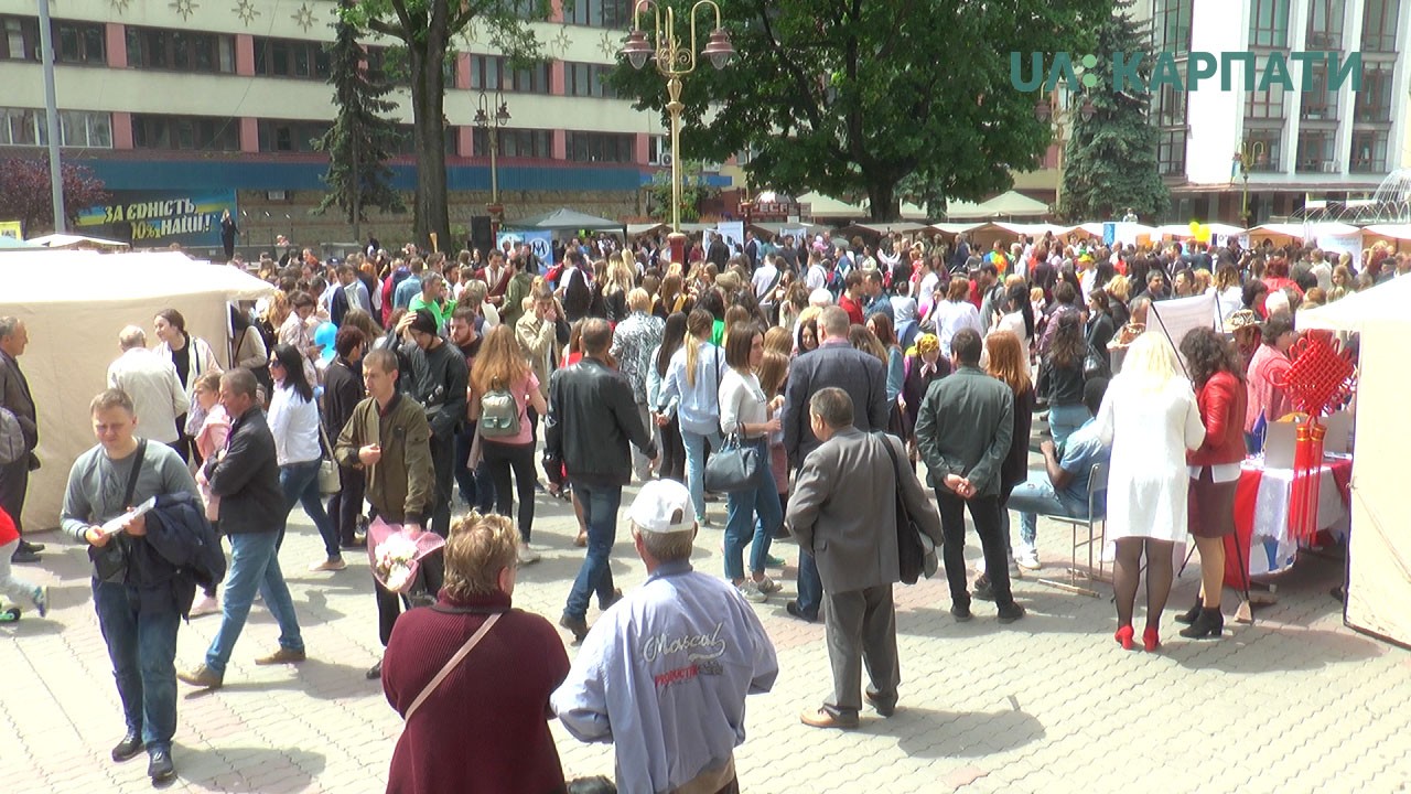 Науковий фестиваль відбувся на Вічевому майдані в Івано-Франківську