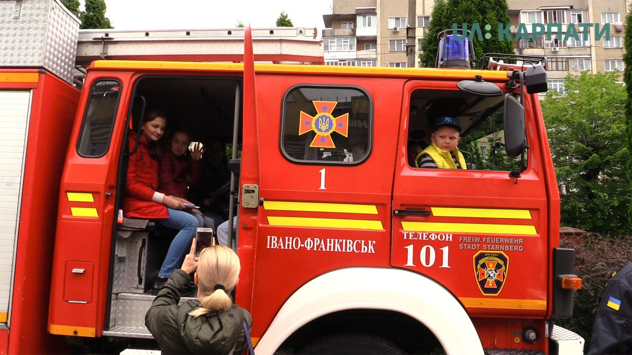 Дитяче свято «День професій» провели в Івано-Франківську