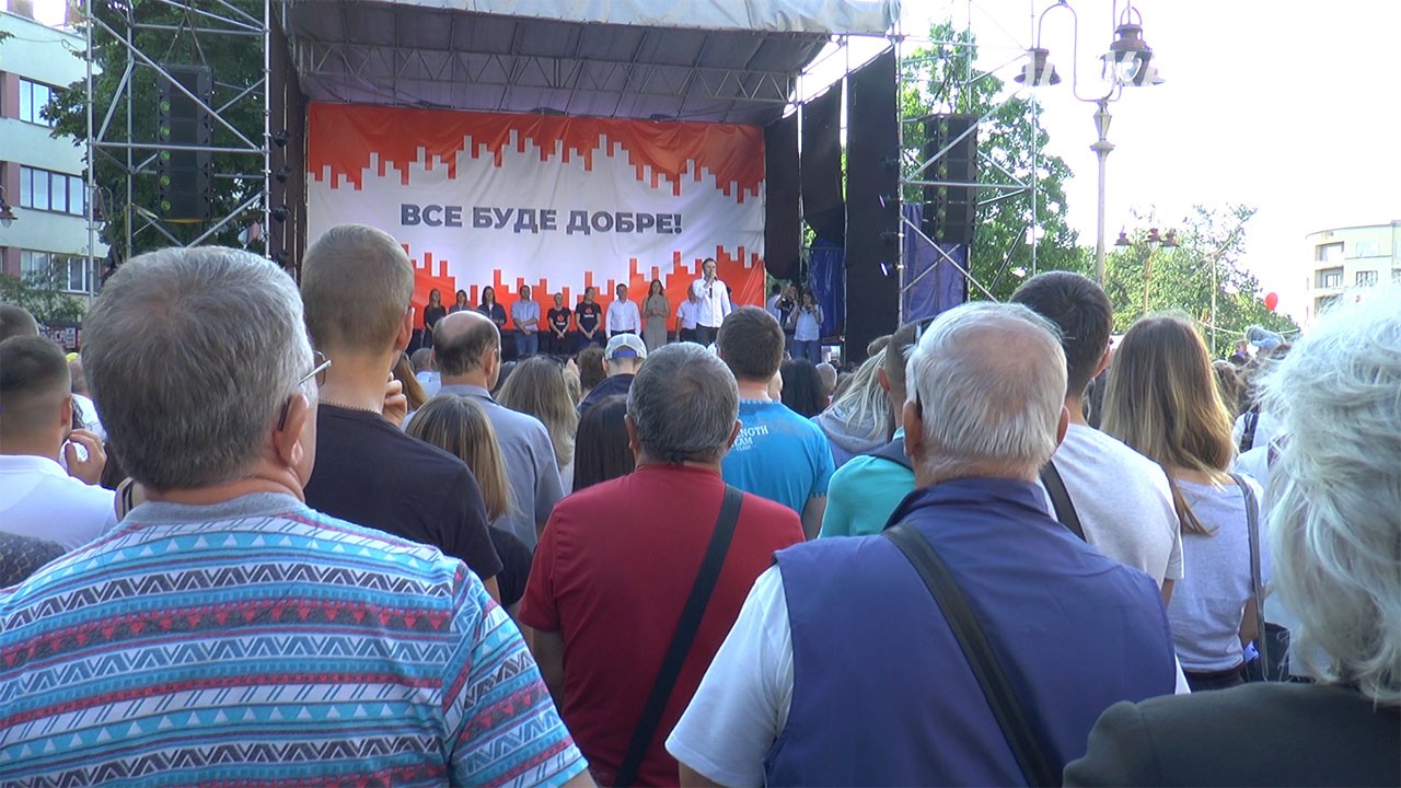 Лідер партії «Голос» Святослав Вакарчук зустрівся з прихильниками в Івано-Франківську