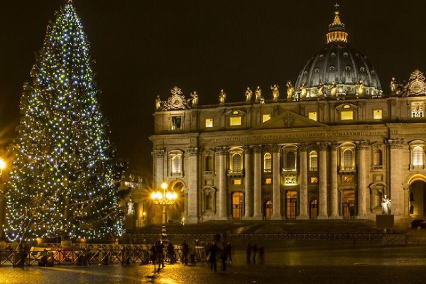 Різдвяна меса з Ватикану — наживо на UA: КАРПАТИ